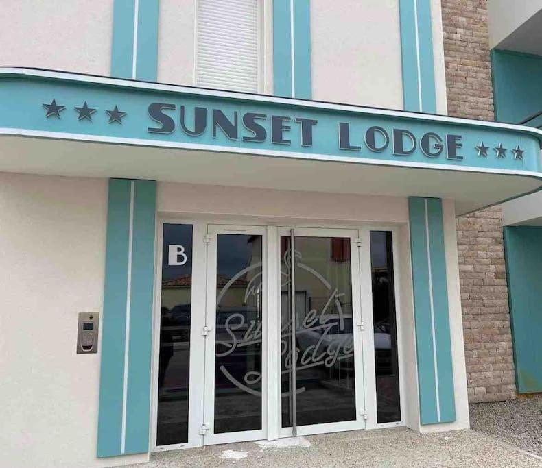 Appartement Neuf 4 Etoiles - Sunset Lodge, Narbonne Plage Kültér fotó